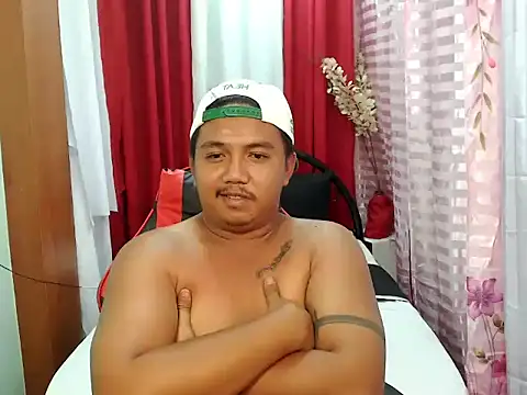 Snapshot of davidhotdesire chatting on July 2026 03:42:01 PM davidhotdesire online show from July 2026 03:42:01 PM