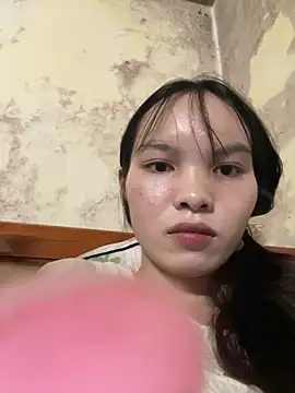 lola2003a online show from August 2026 03:07:01 PM