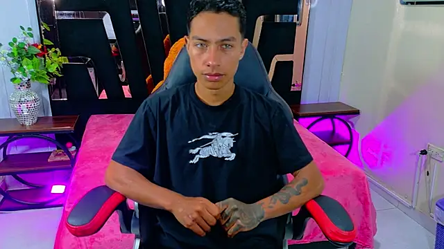Lil Brownn online show from August 2026 12:42:02 PM