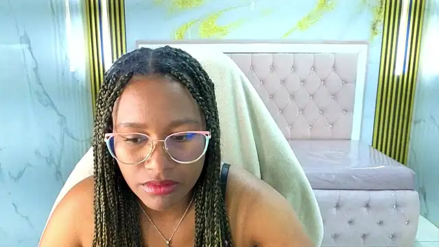 Snapshot of Zarah_s chatting on August 2026 04:39:02 AM Zarah s online show from August 2026 04:39:02 AM