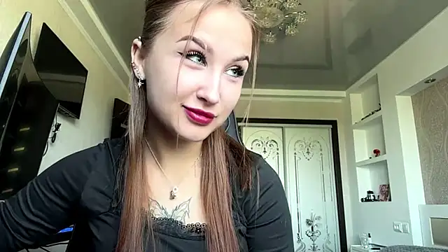 Snapshot of HwaGlazener chatting on August 2026 10:21:02 AM HwaGlazener online show from August 2026 10:21:02 AM
