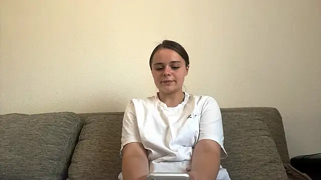 LorileeKaliszewski online show from August 2026 07:49:02 AM
