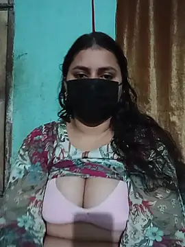 Subrina100 online show from August 2026 10:25:02 PM