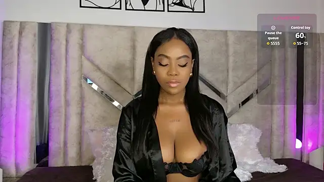 Lola king  online show from August 2026 03:44:01 AM