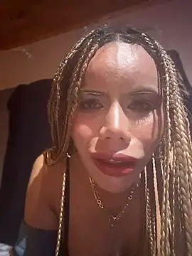 WinnieLimited online show from August 2026 09:54:01 PM