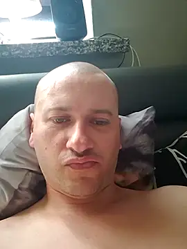 ernilee online show from August 2026 12:11:01 PM