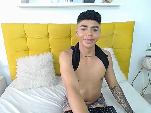 LianHalo online show from August 2026 07:51:01 PM