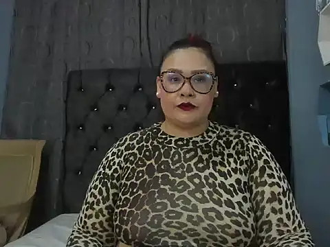 SamanthaRouse1 online show from August 2026 02:12:01 PM