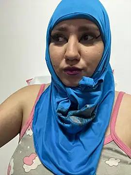 Snapshot of Nahannaahia chatting on August 2026 03:18:01 PM Nahannaahia online show from August 2026 03:18:01 PM