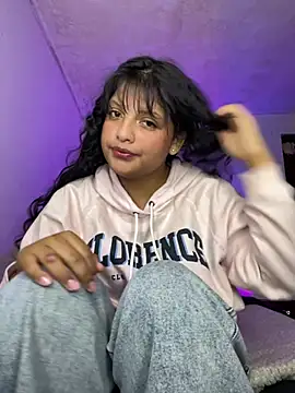 Violeta  22 online show from August 2026 05:30:02 PM