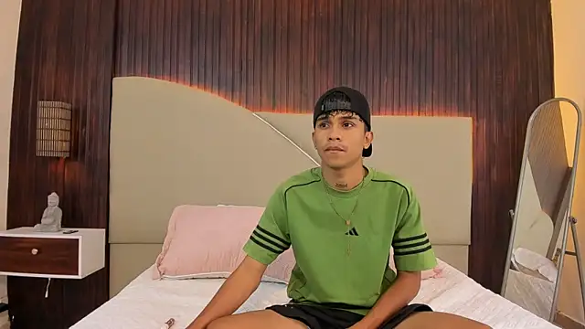 Alexxx B2026 online show from August 2026 07:07:02 PM