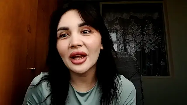 Snapshot of ElviaSloane chatting on August 2026 08:20:02 AM ElviaSloane online show from August 2026 08:20:02 AM