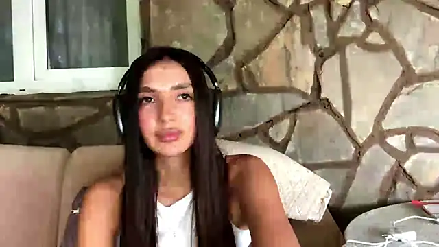 Ellya  online show from August 2026 02:10:01 PM