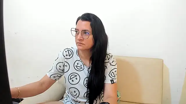 MARILYN GARCIA online show from January 2026 06:11:02 PM