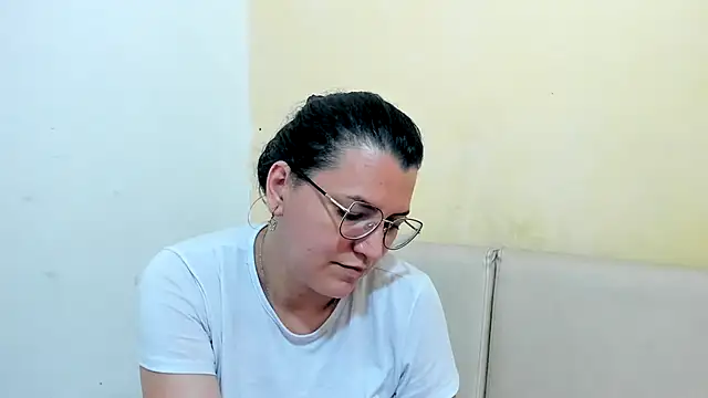 MARILYN GARCIA online show from April 2026 05:30:01 PM