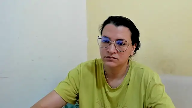 MARILYN GARCIA online show from February 2026 04:40:02 PM