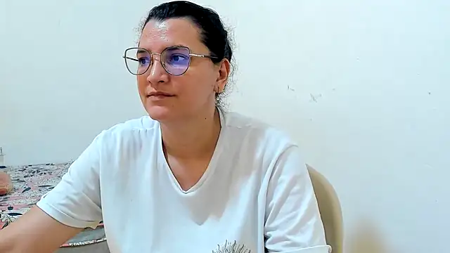 Snapshot of MARILYN_GARCIA chatting on June 2026 07:59:01 PM MARILYN GARCIA online show from June 2026 07:59:01 PM