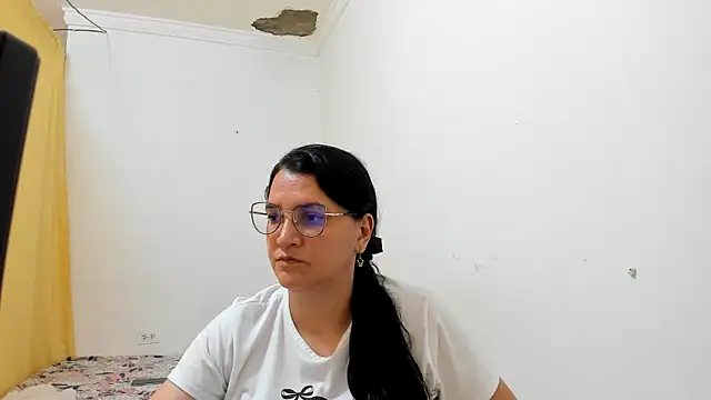 Snapshot of MARILYN_GARCIA chatting on June 2026 09:05:01 PM MARILYN GARCIA online show from June 2026 09:05:01 PM
