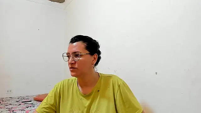 Snapshot of MARILYN_GARCIA chatting on June 2026 04:05:02 PM MARILYN GARCIA online show from June 2026 04:05:02 PM