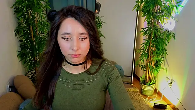 KiraNoir    online show from August 2026 04:34:01 PM