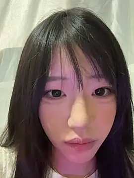 Squirrelqq online show from August 2026 03:33:01 AM