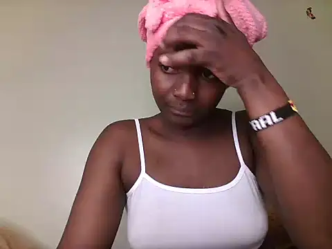 Snapshot of ebony_girlie chatting on August 2026 06:57:01 PM ebony girlie online show from August 2026 06:57:01 PM