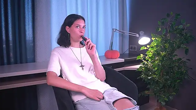 JolynnPanos online show from August 2026 11:39:02 AM