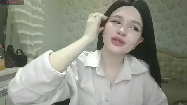 FelicidadMein online show from August 2026 09:11:01 PM