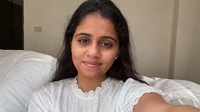 Snapshot of Vandana28 chatting on August 2026 05:51:01 PM Vandana28 online show from August 2026 05:51:01 PM