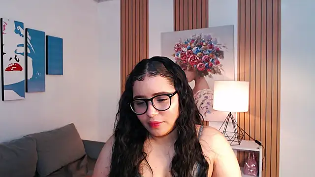 Snapshot of Bia_doll77 chatting on August 2026 07:31:02 PM Bia doll77 online show from August 2026 07:31:02 PM