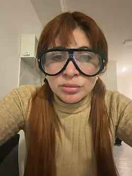 sirenita69 online show from August 2026 12:38:02 AM