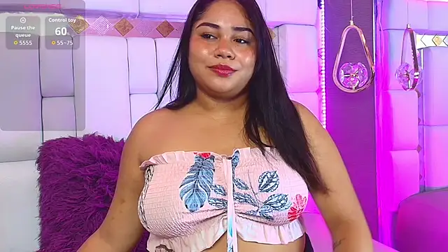 Aisha-Saadi online show from August 2026 01:17:02 PM