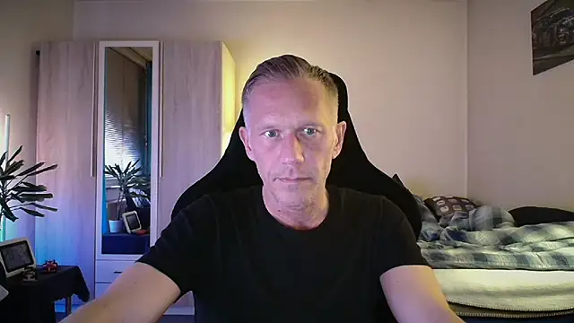 slaveboy2016xh online show from May 2026 06:14:01 PM