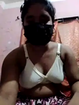 nadia ahmed online show from August 2026 03:41:02 PM