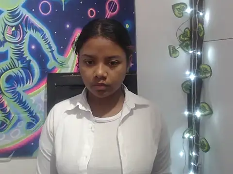 lau sofia21 online show from August 2026 12:45:01 PM