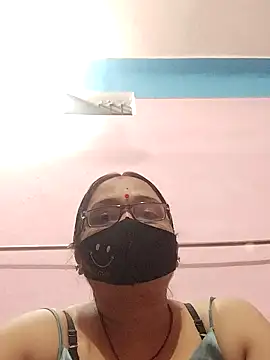 Snapshot of Desi_sugar chatting on August 2026 09:33:02 PM Desi sugar online show from August 2026 09:33:02 PM