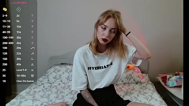 IvoryDoll online show from August 2026 04:13:02 PM