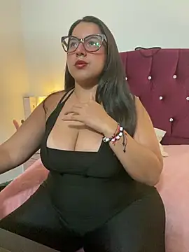 shara  online show from December 2025 02:36:02 AM