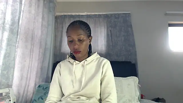 leanna23 online show from April 2026 01:02:02 PM