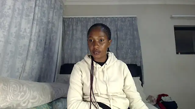 leanna23 online show from November 2025 06:40:02 PM