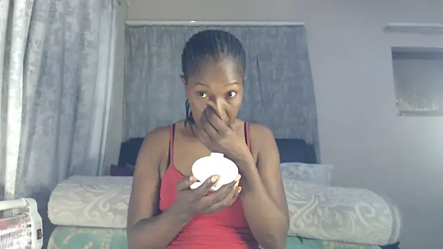 leanna23 online show from May 2026 02:26:01 AM