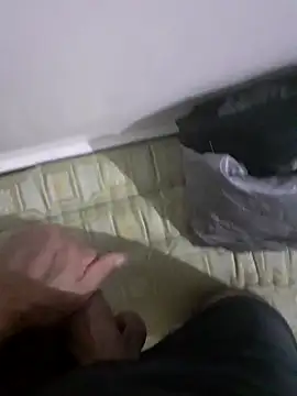 Demillvan online show from September 2025 03:23:01 AM