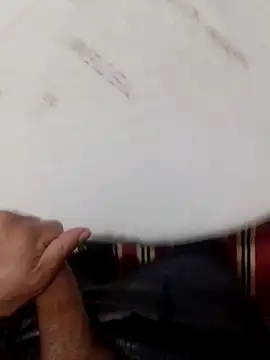 Demillvan online show from December 2025 08:23:02 PM