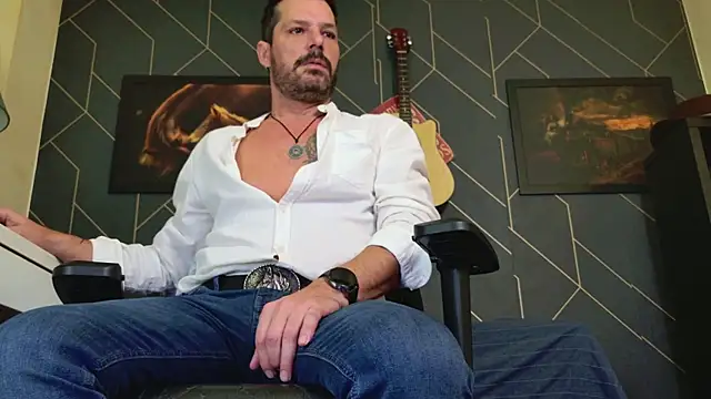 ChrisKox online show from April 2026 07:00:01 PM