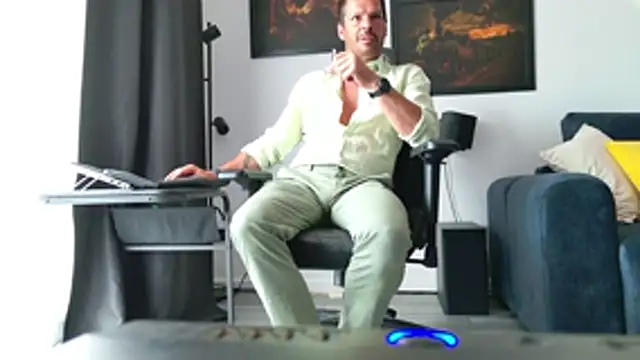 ChrisKox online show from June 2026 06:46:01 AM