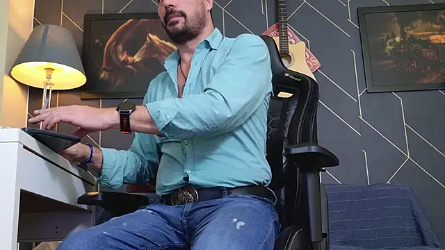 Snapshot of ChrisKox chatting on November 2025 07:51:02 PM ChrisKox online show from November 2025 07:51:02 PM