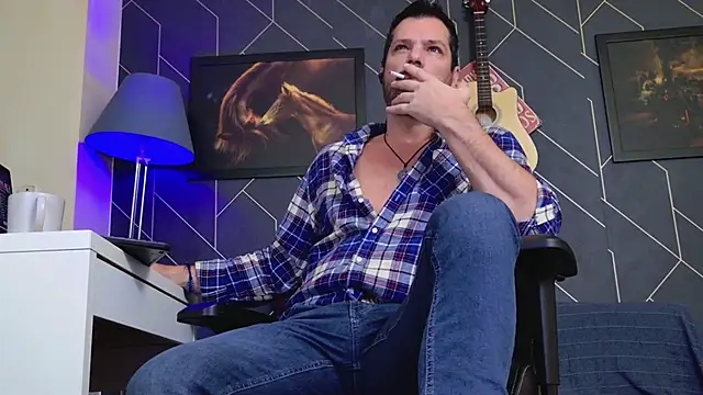 Snapshot of ChrisKox chatting on November 2025 05:30:02 AM ChrisKox online show from November 2025 05:30:02 AM