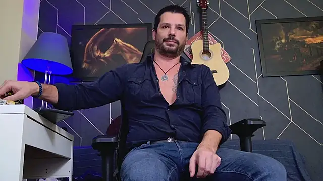 Snapshot of ChrisKox chatting on November 2025 06:07:02 PM ChrisKox online show from November 2025 06:07:02 PM