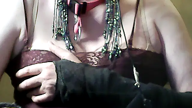 sissy sarah online show from November 2025 03:35:02 PM