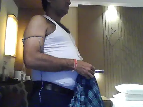 Snapshot of rarindam17 chatting on March 2026 02:06:01 PM rarindam17 online show from March 2026 02:06:01 PM